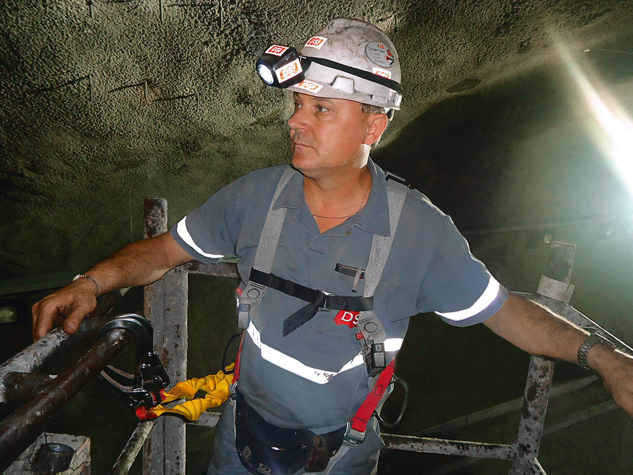 Ensanche de la autopista BR 101: Pernos de roca DSI estabilizan el Túnel Formigão Ensanche de la autopista BR 101: Pernos de roca DSI estabilizan el Túnel Formigão